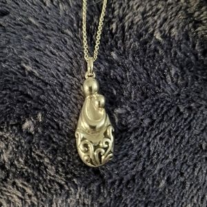 Mother/child silver necklace